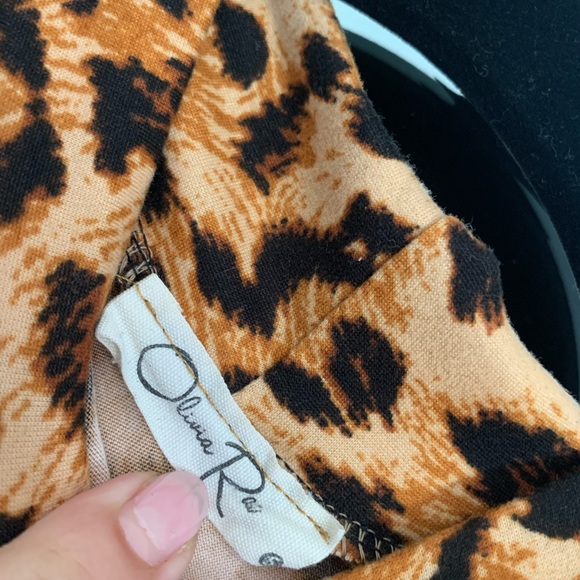 Top - Picture 2 of 2